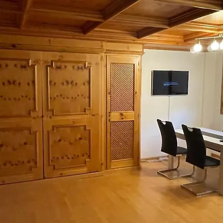Relax-wohnung Mit Sauna Und Badewanne *